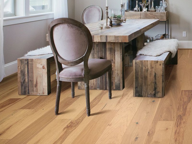 Dining room with hardwood flooring from 180 Degree Floors in the Nashville, TN area